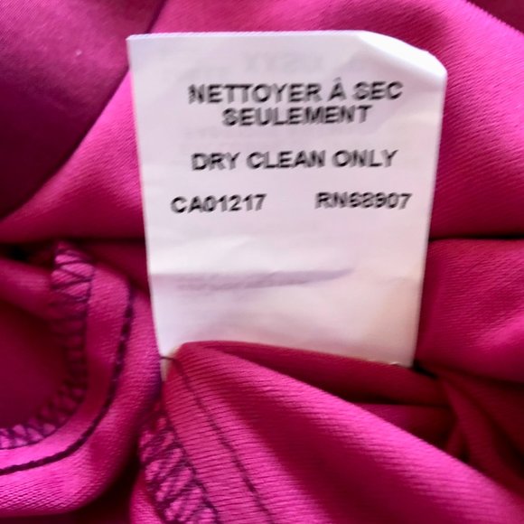 *NWT* Cranberry Pleated-Waist Cap-Sleeve Cocktail Dress - Made in Canada - XXS - Picture 16 of 16